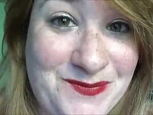 熱い熱い熟女がチンコを吹き飛ばしてタバコ ...