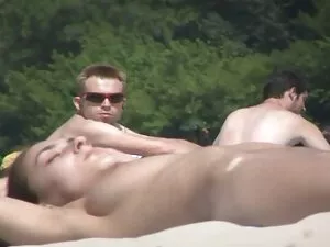 悪臭の雌犬の放尿 エロ 動画 s 女