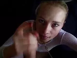 フランスの女性肛門FISTINGとクソボ ...