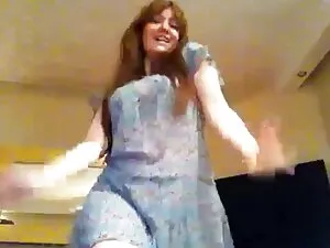 巨乳、濡れた猫、足の親指、クソ！ 女性  ...